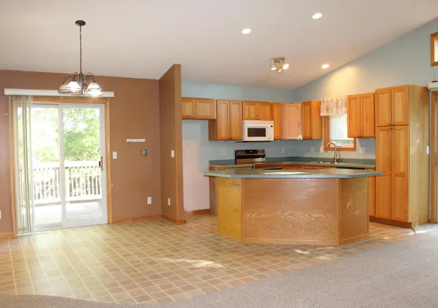 Photo 3 of Single family home for sale at 322 Oriole Ave N, Thief River Falls, MN 56701 | MLS# 7041505 | Listing updated on 2026-08-30