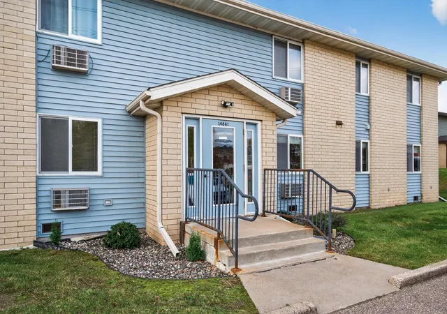 Homes for sale in Stillwater, MN | 14861 58Th St N #A2, Stillwater, MN 55082 | MLS# 7041547