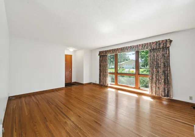 4th image of 2000 Ordway St, Golden Valley, MN 55422 | MLS# 7041568