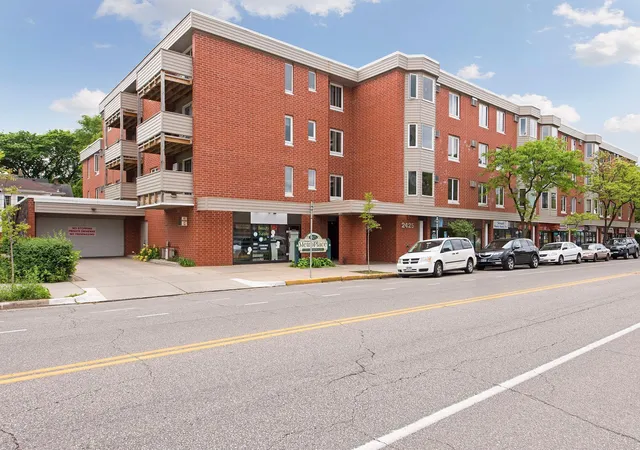Photo 2 of Condo for sale at 2425 E Franklin Ave #209, Minneapolis, MN 55406 | MLS# 7041663 | Listing updated on 2026-09-22