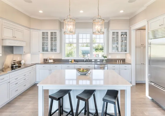 5th image of 1105 Ferndale Rd W, Wayzata, MN 55391 | MLS# 7041668