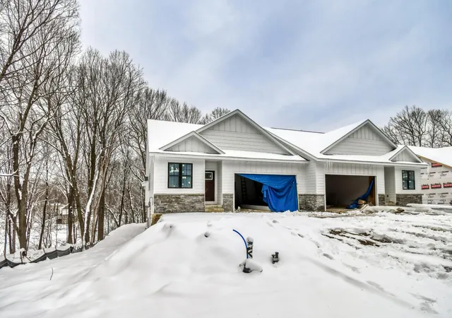 Homes for sale in Excelsior, MN | 20383 Excelsior Blvd, Excelsior, MN 55331 | MLS# 7041732