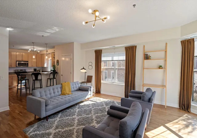 3rd image of 1805 3Rd Ave S #201, Minneapolis, MN 55404 | MLS# 7041776