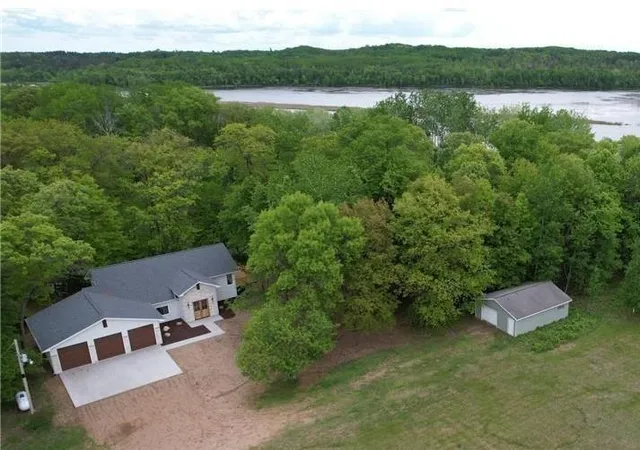 5th image of 20482 Lord Rd, Merrifield, MN 56465 | MLS# 7041793