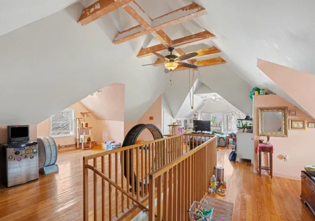 1st image of 1636 Minnehaha Ave W, Saint Paul, MN 55104 | MLS# 7041832