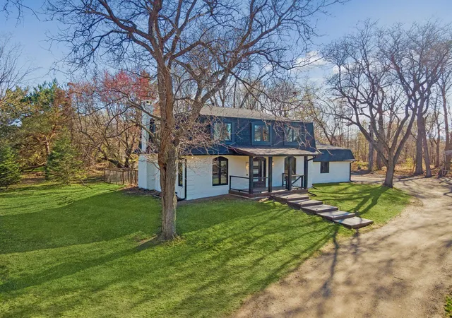 1st image of 3159 Northview Rd, Wayzata, MN 55391 | MLS# 7042014