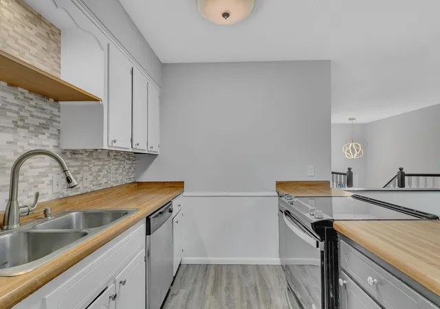 Photo 2 of Single family home for sale at 715 8th Street NW, Buffalo, MN 55313 | MLS# 7042076 | Listing updated on 2026-10-01