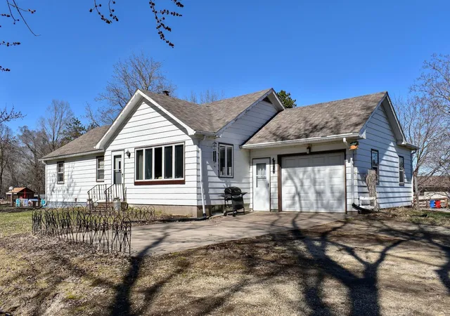 2nd image of 115 Keiper Dr, Minnesota City, MN 55959 | MLS# 7042097