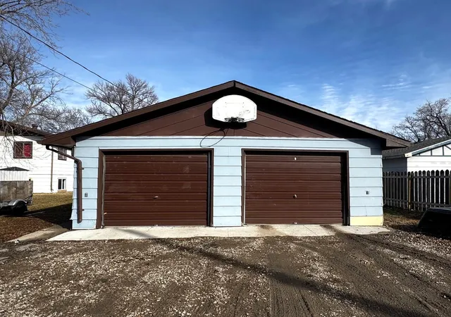 3rd image of 305-307 S 23Rd St S, Fargo, ND 58103 | MLS# 7042374