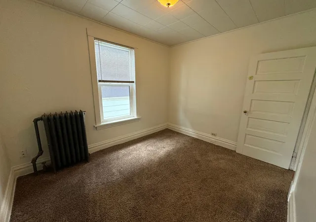 2nd image of 224 E 6th St, Duluth, MN 55805