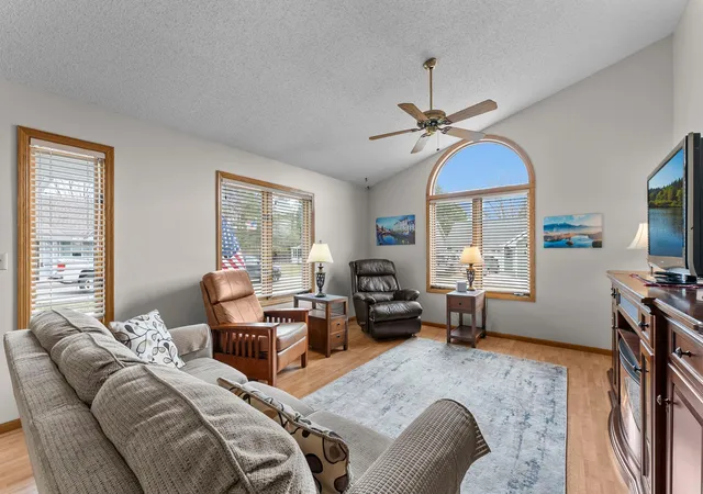 5th image of 420 Village Ct, Cambridge, MN 55008 | MLS# 7042437