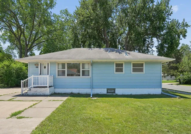Homes for sale in Brooklyn Center, MN | 3919 Bass Lake Rd, Brooklyn Center, MN 55429 | MLS# 7042469