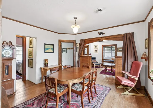 Listing Photo 4 - Condo for sale in building located at 2115-2117 Aldrich Ave N, Minneapolis, MN 55411