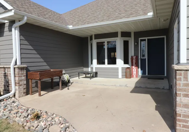 3rd image of 211 8Th Ave Nw, New Prague, MN 56071 | MLS# 7042478