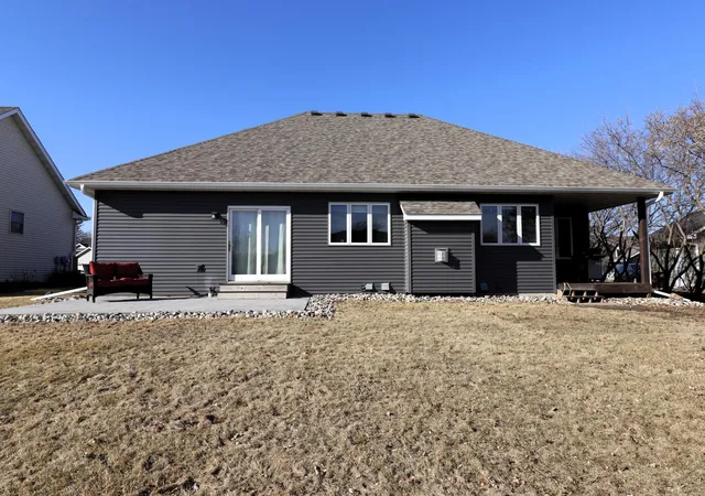 4th image of 211 8Th Ave Nw, New Prague, MN 56071 | MLS# 7042478