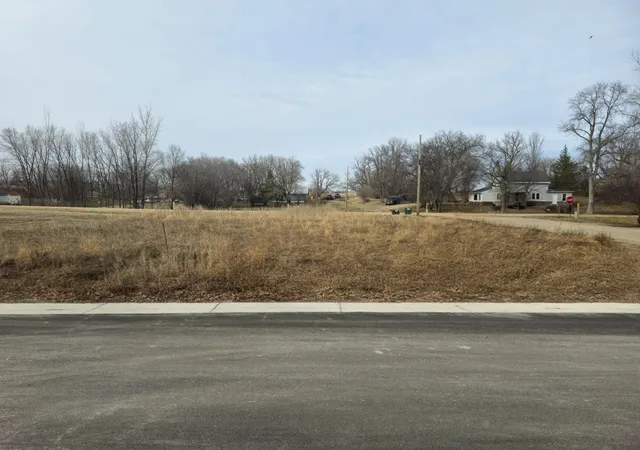 Homes for sale in Pelican Rapids, MN | 213 4th Ave Ne, Pelican Rapids, MN 56572 | MLS# 7042507