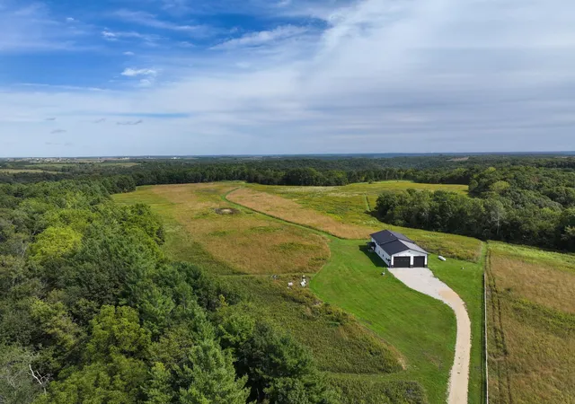 Photo 1 of Sale Pending at 11719 Ridgeview Rd, Hokah, MN 55941 | MLS# 7042676 | Listing updated on 2026-09-27