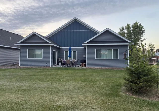 Homes for sale in Lindstrom, MN | 12765 292Nd Ln, Lindstrom, MN 55045 | MLS# 7042714