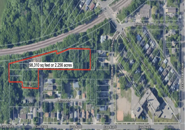 1st image of 995 Kennard St, Saint Paul, MN 55106 | MLS# 7042962