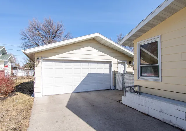 Homes for sale in Moorhead, MN | 1406 24th Ave S, Moorhead, MN 56560 | MLS# 7043061