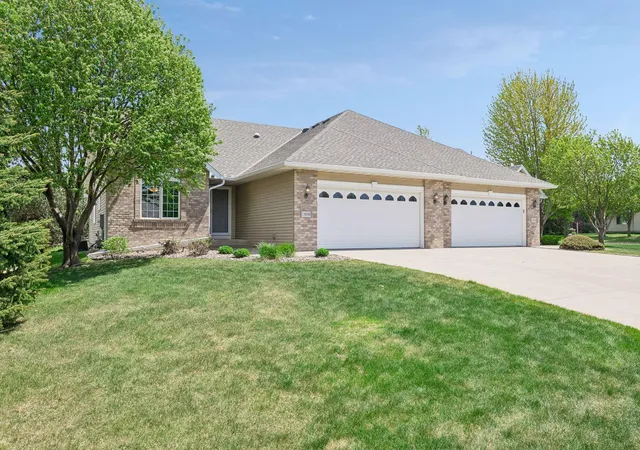 Homes for sale in Rosemount, MN | 13890 Blanca Ct, Rosemount, MN 55068 | MLS# 7043079