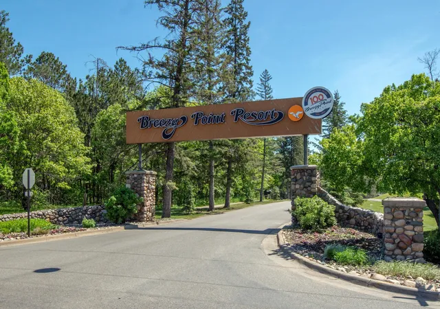 Homes for sale in Breezy Point, MN | 9201 Breezy Point Dr #103, Breezy Point, MN 56472 | MLS# 7043084