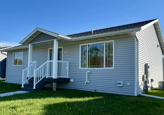 1st image of 2008 Nelson Dr, Thief River Falls, MN 56701 | MLS# 7043095