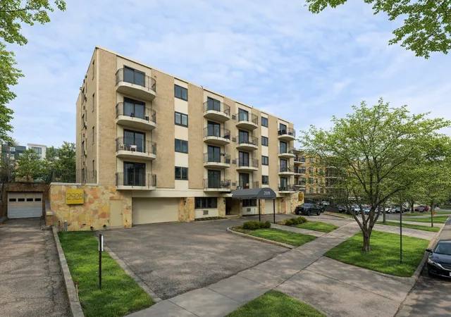 Photo 1 of Condo for sale at 2928 Dean Pkwy #2L, Minneapolis, MN 55416 | MLS# 7043158 | Listing updated on 2026-08-13
