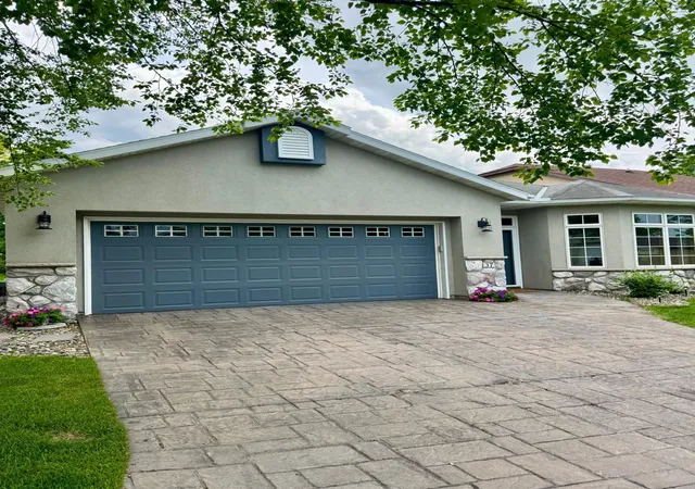 1st image of 37 Portage Trl, Sauk Rapids, MN 56379 | MLS# 7043313