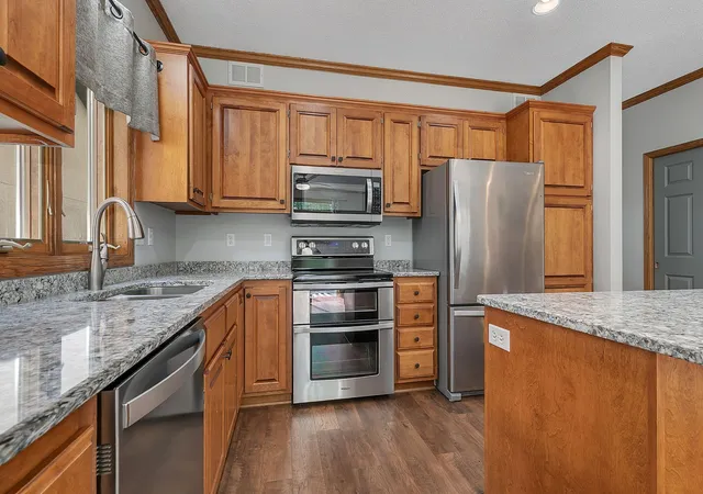 4th image of 37 Portage Trl, Sauk Rapids, MN 56379 | MLS# 7043313
