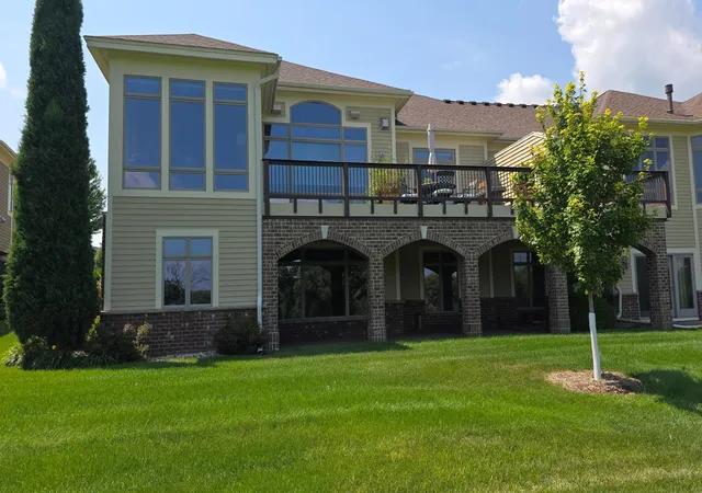 Photo 2 of Single family home for sale at 914 Somerby Pkwy Ne, Byron, MN 55920 | MLS# 7043354 | Listing updated on 2026-08-12
