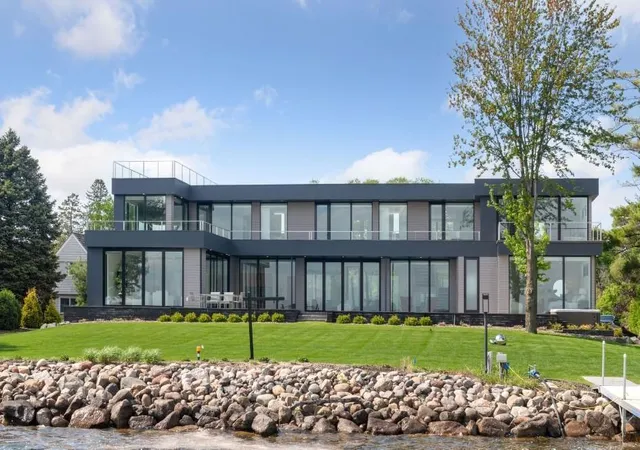 1st image of 1225 Shoreline Dr, Wayzata, MN 55391 | MLS# 7043520