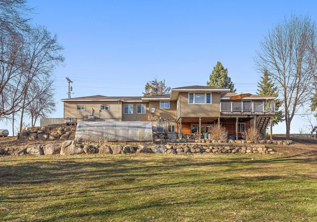 1st image of 17375 Homestead Rd, Carver, MN 55315 | MLS# 7043616