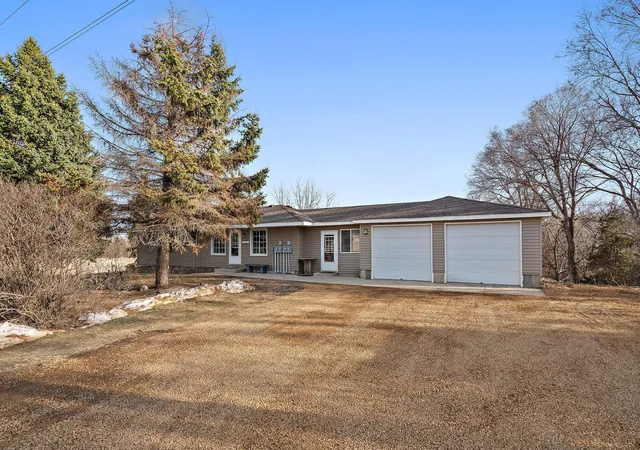 2nd image of 17375 Homestead Rd, Carver, MN 55315 | MLS# 7043616