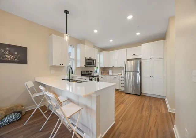 3rd image of 2155 Ivy Ave E #1, Saint Paul, MN 55119 | MLS# 7043741