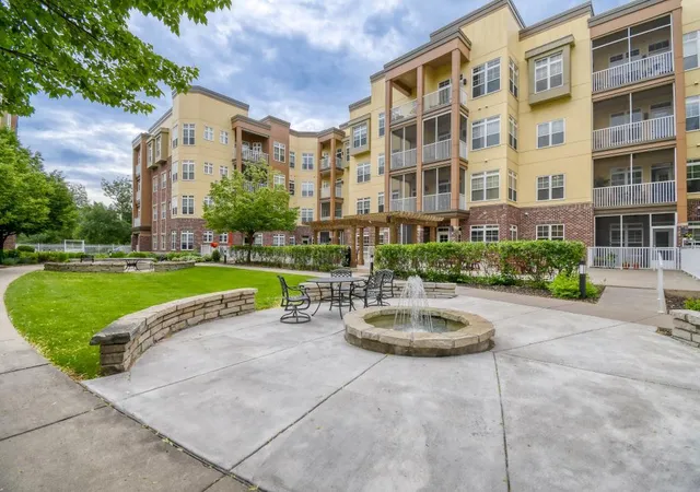 1st image of 2550 38th Ave Ne #108, Saint Anthony, MN 55421 | MLS# 7043785