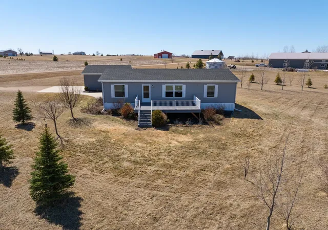 Homes for sale in Audubon, MN | 10531 Cormorant Meadows Dr, Audubon, MN 56511 | MLS# 7043954