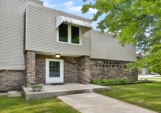 Homes for sale in Moorhead, MN | 1516 19 1/2 St S #6, Moorhead, MN 56560 | MLS# 7044041