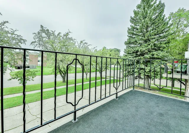 2nd image of 1516 19 1/2 St S #6, Moorhead, MN 56560 | MLS# 7044041