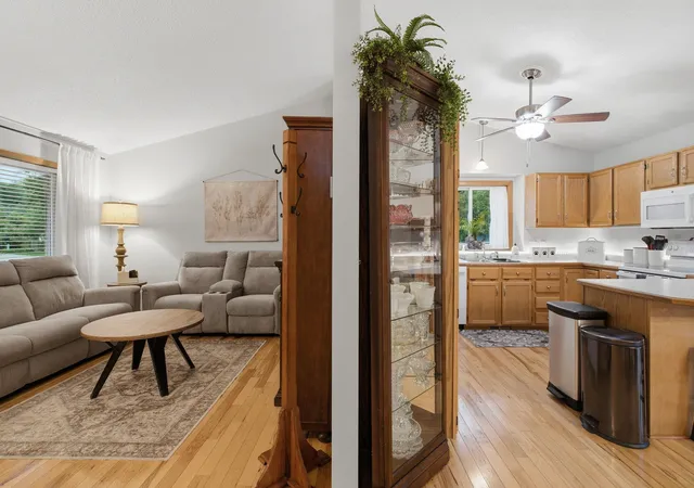 Photo 3 of Single family home for sale at 6204 176th Street W, Farmington, MN 55024 | MLS# 7044086 | Listing updated on 2026-09-17