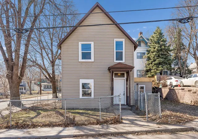 Photo 2 of Multi family home for sale at 701 Desoto St, Saint Paul, MN 55130 | MLS# 7044104 | Listing updated on 2026-07-28