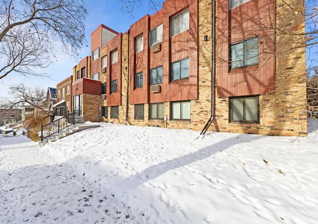 Homes for sale in Minneapolis, MN | 520 Ridgewood Avenue, Minneapolis, MN 55403 | Houzeo