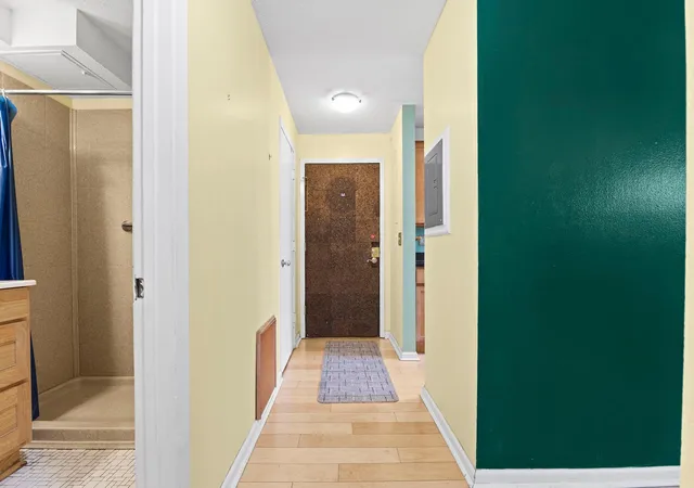 Photo 3 of Condo for sale at 520 Ridgewood Ave #4, Minneapolis, MN 55403 | MLS# 7044161 | Listing updated on 2026-08-23