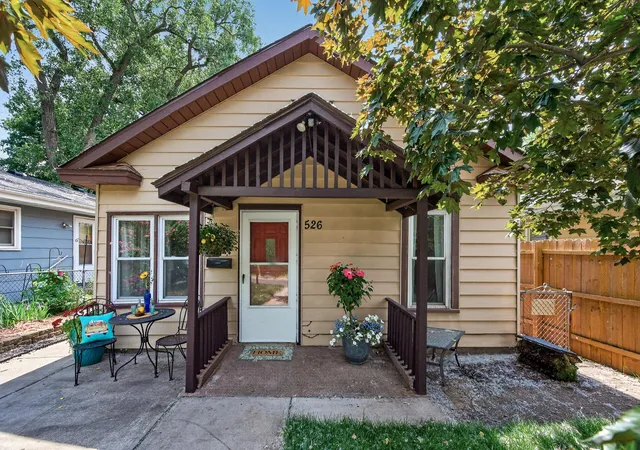 Homes for sale in Columbia Heights, MN | 526 Summit St Ne, Columbia Heights, MN 55421 | MLS# 7044199
