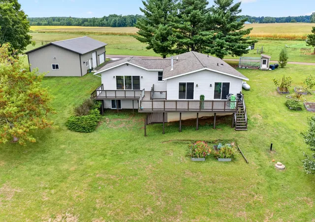 Photo 1 of Single family home for sale at N3474 Fenander Rd, Sarona, WI 54870 | MLS# 7044251 | Listing updated on 2026-10-12