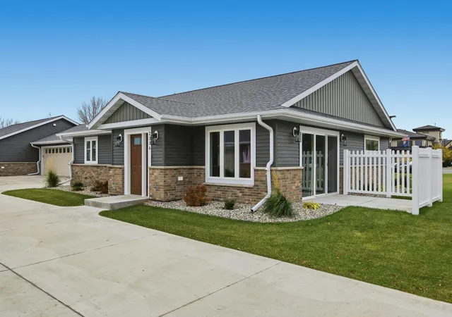 2nd image of 2336 30th Ave S, Fargo, ND 58104 | MLS# 7044301