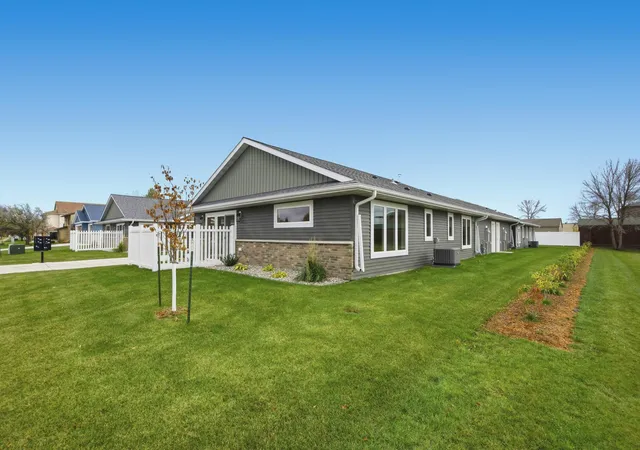 3rd image of 2336 30Th Ave S, Fargo, ND 58104 | MLS# 7044301