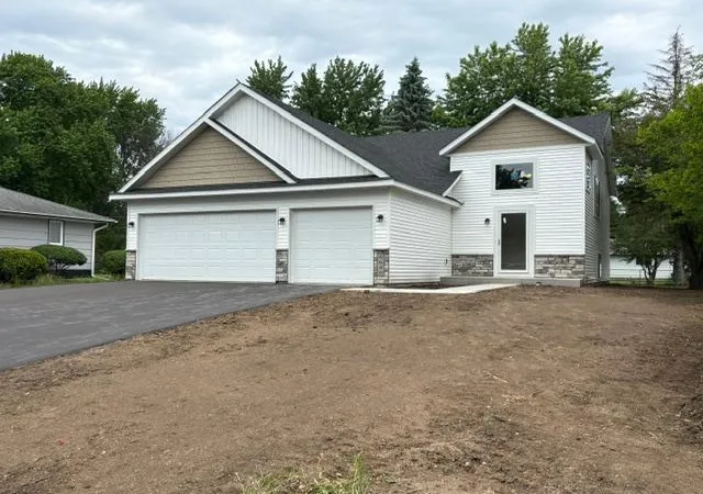 1st image of 6649 167th St W, Lakeville, MN 55068 | MLS# 7044326