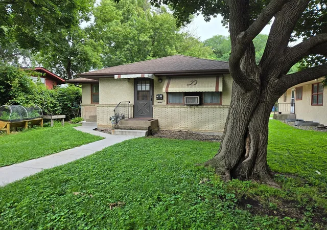 Homes for sale in Minneapolis, MN | 1098 26th Ave Se, Minneapolis, MN 55414 | MLS# 7044340