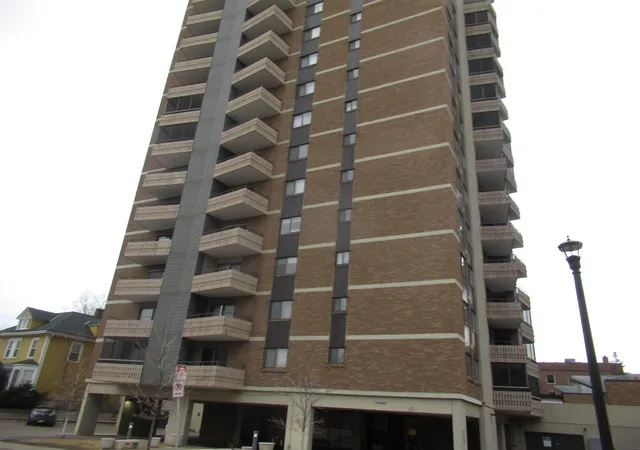 1st image of 410 Groveland Ave #204, Minneapolis, MN 55403 | MLS# 7044517